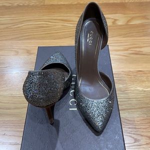 Gucci pointed toe embellished pumps